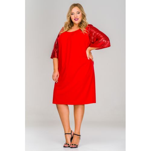 Красное платье на полных женщин