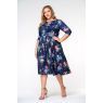 Синие платья больших размеров с фигурным втачным поясом и  принтом цена очень дешевая